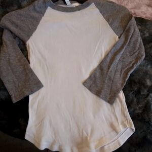 H&M Gray and White Long Sleeve Raglan Tee